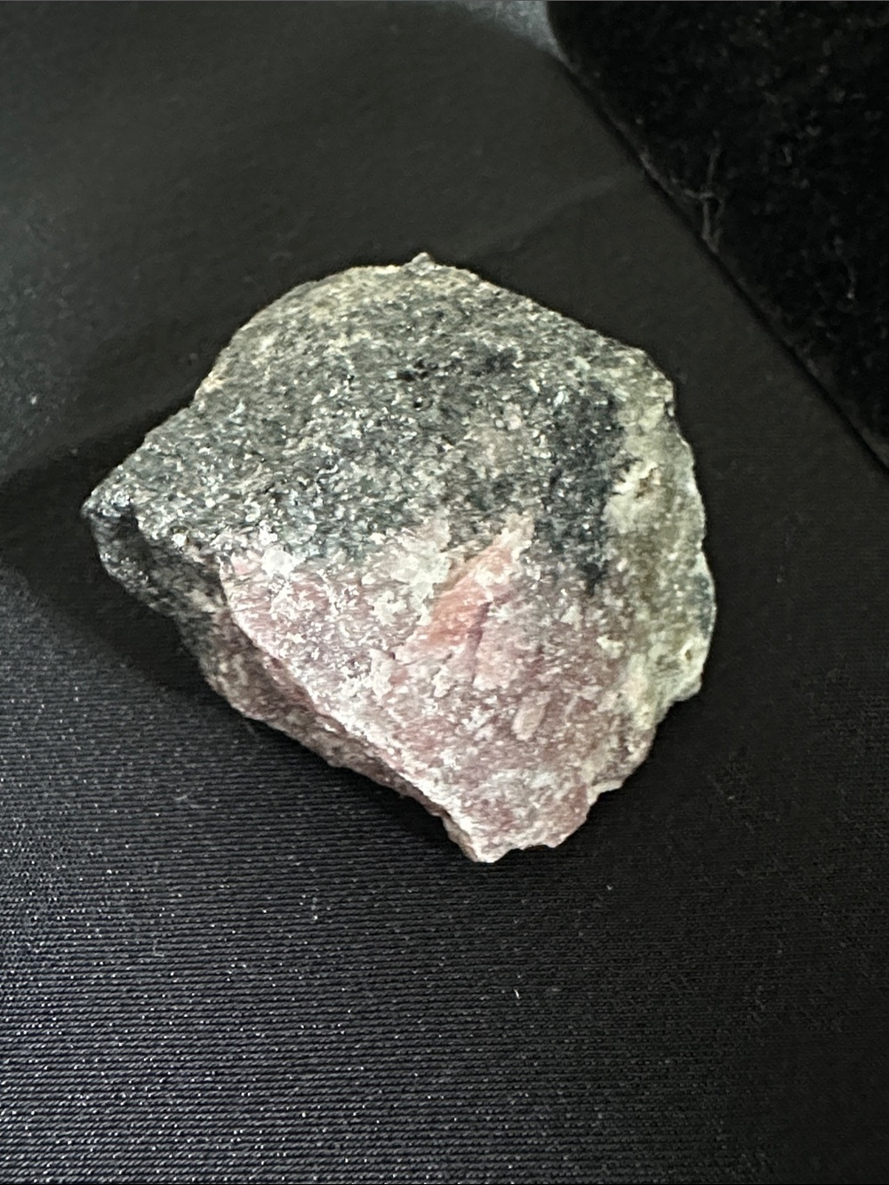 Rhodonite NWOT genuine raw gemstone mineral. Measures appx. 1-1/2” x 1-1/8”
